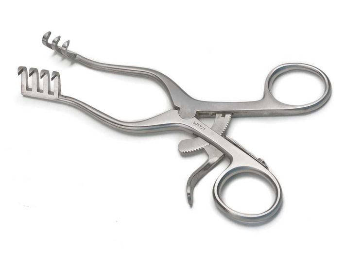 Self retaining retractor different sizes